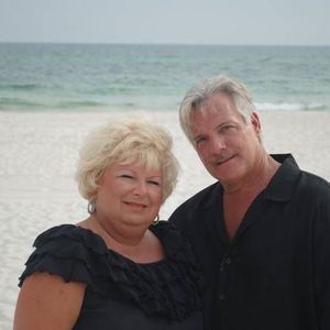 Meet your Posher, Laurie